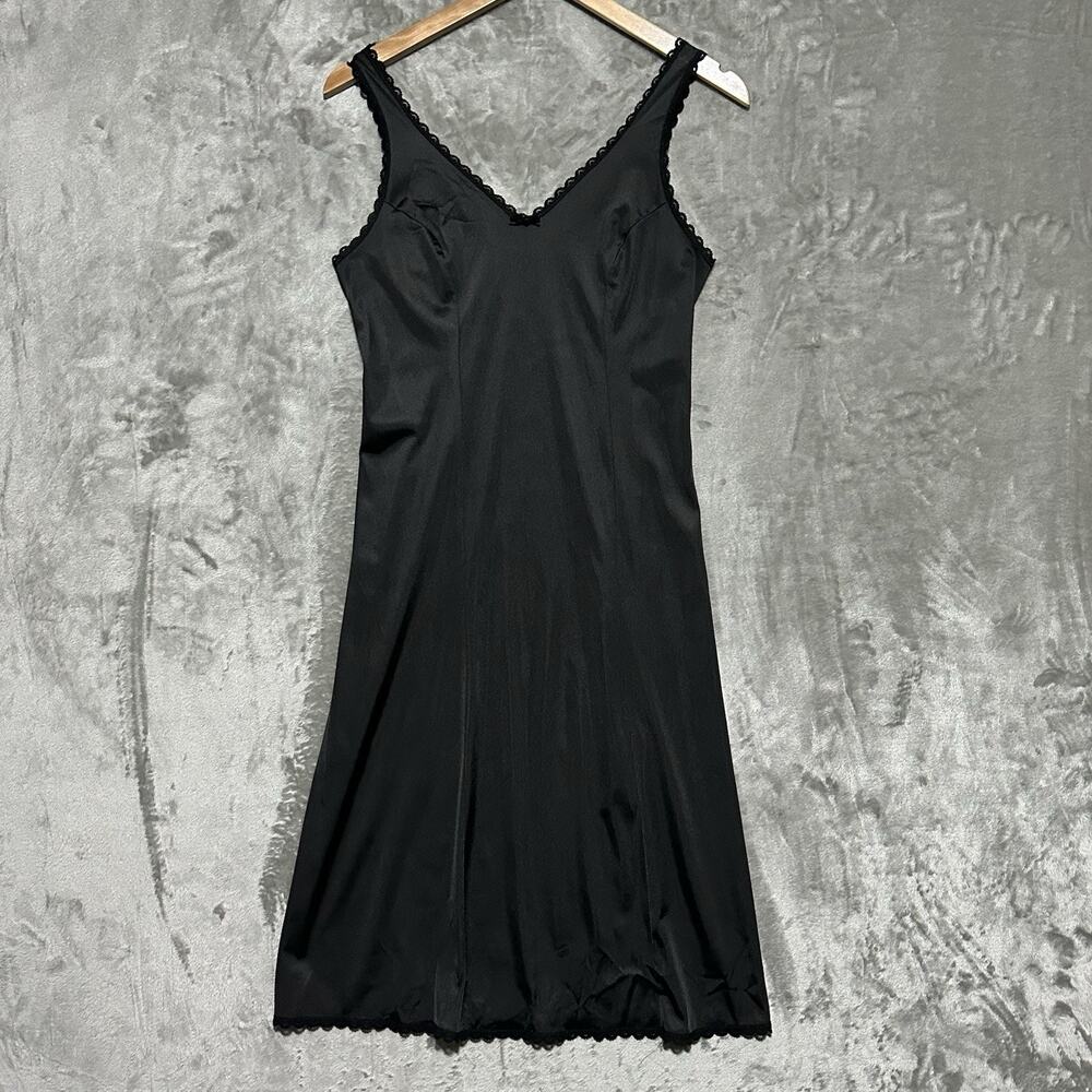 Vintage Warners Perfect Measure Satin Slip Dress Womens Size 32 Black Whimsigoth